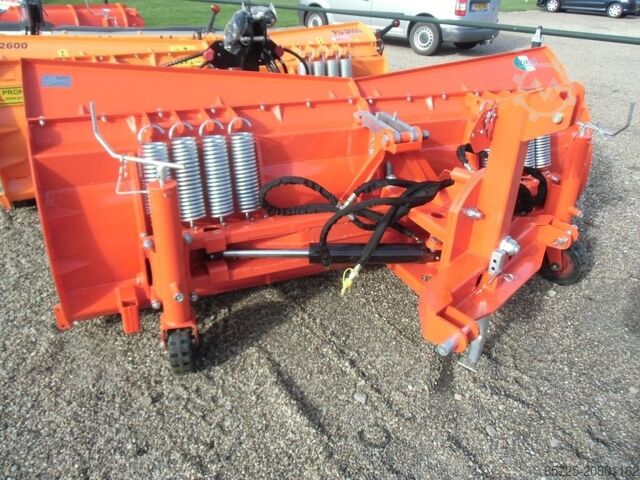 Reitbahnplaner  nr. 3153 diverse sneeuwschuiven