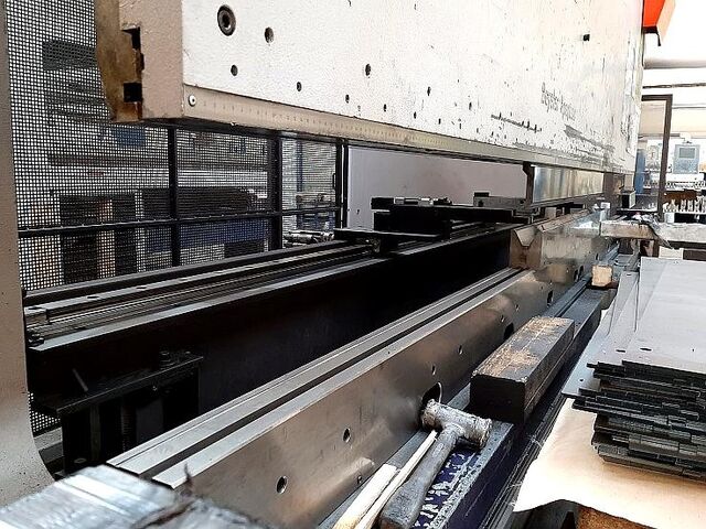 Abkantpresse BYSTRONIC XPERT 320 x 4100