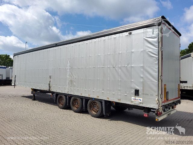 Open semitrailer with tarp Schmitz Cargobull Curtainsider Mega Getränke