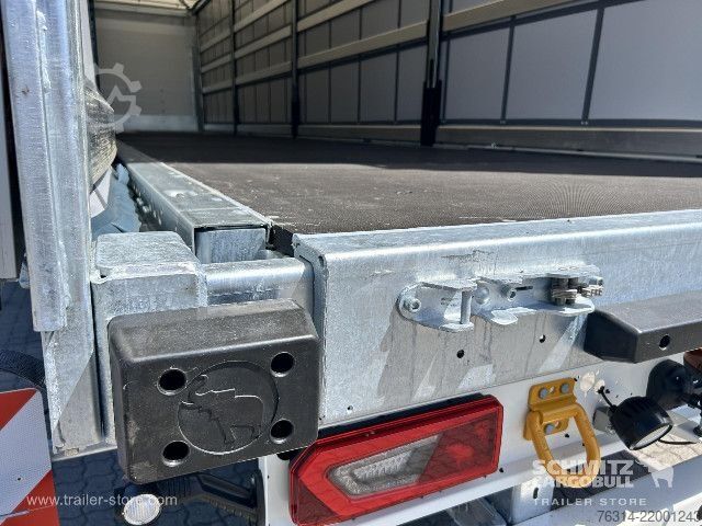 Auflieger mit Pritsche & Plane Schmitz Cargobull Curtainsider Standard Getränke