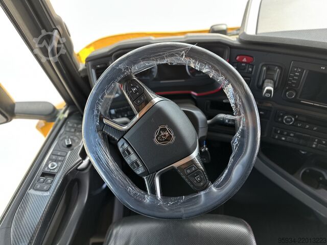 Standard tractor unit SCANIA 590S  FULL PNEUMATIC 2+2  