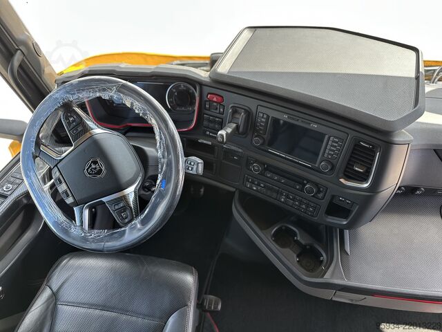 Standard tractor unit SCANIA 590S  FULL PNEUMATIC 2+2  