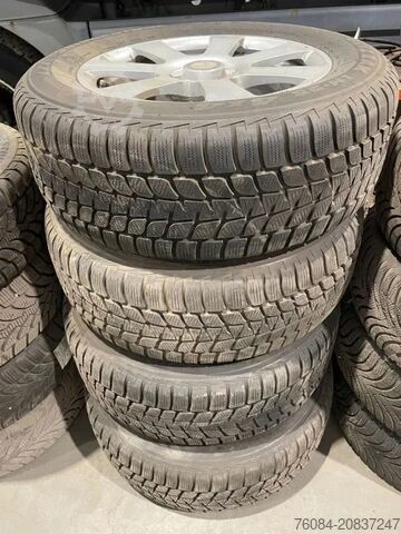 Wheels with tire set Bridgestone *Mercedes velgen 17 inch met Bridgestone banden...