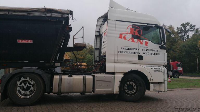 Zugmaschine MAN TGX 18.480 4x2 BLS WITH TIPPER HYDRAULIC AND GOOD TIRES