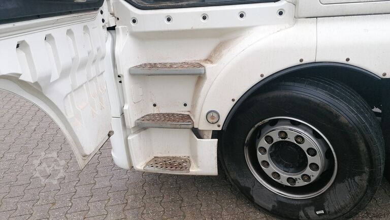 Zugmaschine MAN TGX 18.480 4x2 BLS WITH TIPPER HYDRAULIC AND GOOD TIRES