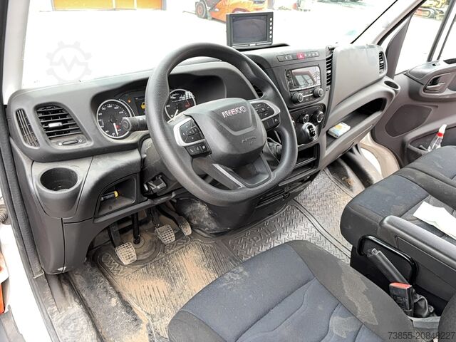 Nutzfahrzeug - Kipper Iveco Daily 35S16H3.0D with Tool Box on both sides