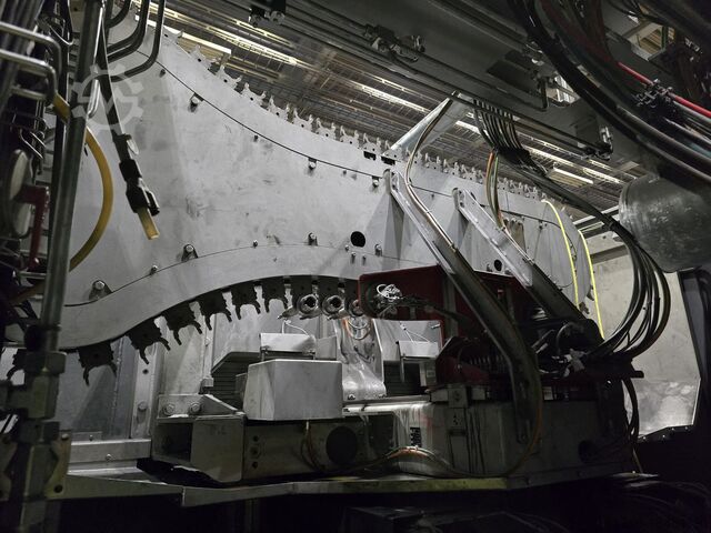 5-axis simultaneous machining Fill Syncromill C21-63/700 5-axis