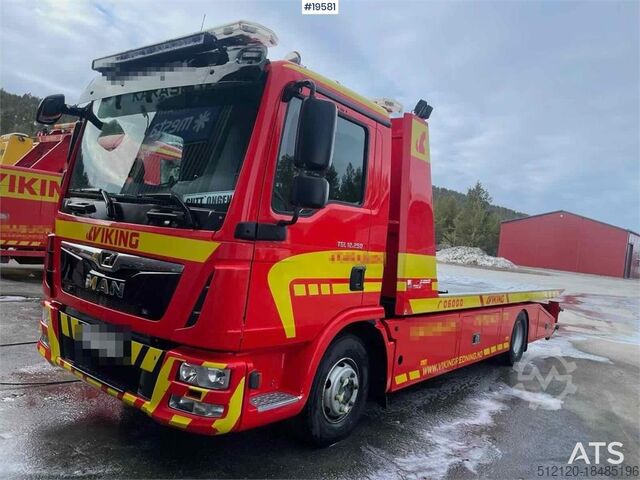 Recovery vehicle MAN TGL Nordic edition tow truck w/ De Groot supercons