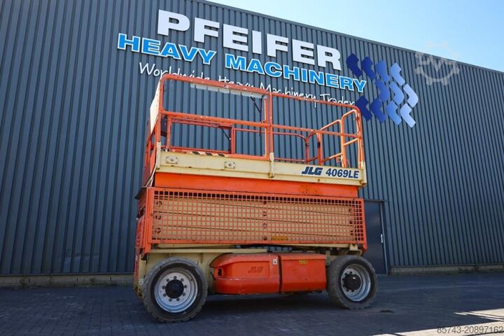 Scissor lift JLG 4069LE Electric, 14.2m Working Height, 360kg Capac