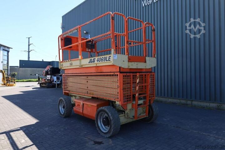 Scissor lift JLG 4069LE Electric, 14.2m Working Height, 360kg Capac