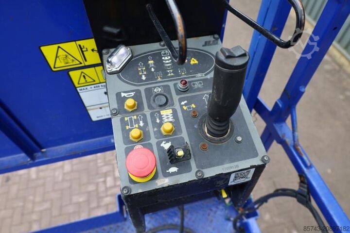 Scissor lift JLG M3369 Hybrid, 12m Working Height, 450kg Capacity,