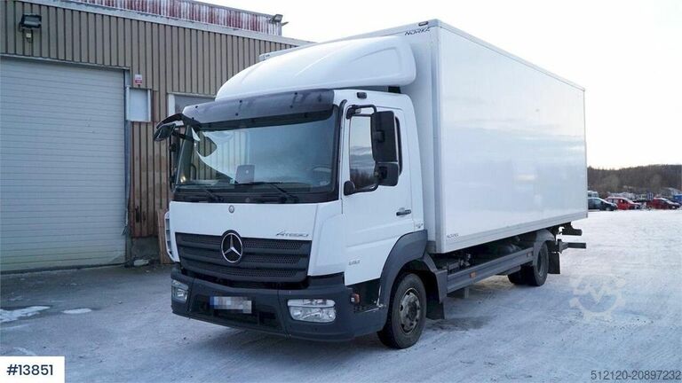 Box body Mercedes-Benz Atego 818 box truck. Low km.