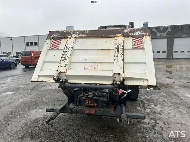 Chassis cab Scania R480 6x2 w/ Zepro lift. Rep. object.