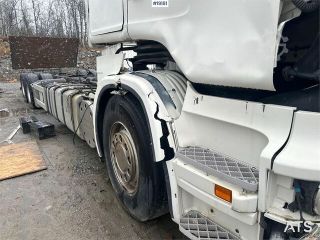 Chassis cab Scania R480 6x2 w/ Zepro lift. Rep. object.