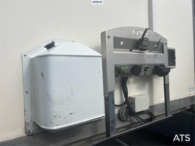 Box body NTM 3 axle semi-trailer w / full side opening