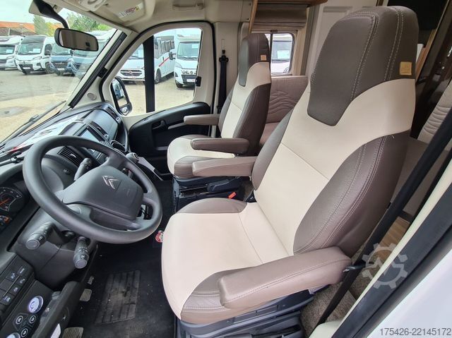 Teilintegriertes Wohnmobil BÜRSTNER Delfin T 660 *Luftfahrwerk*Solar*SAT+TV*