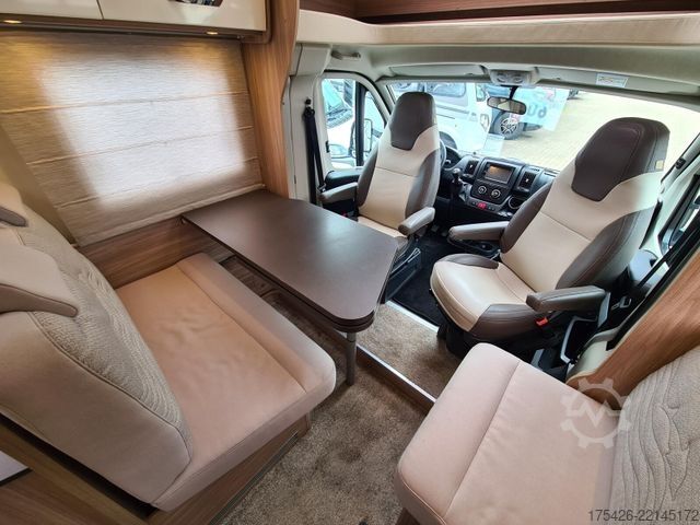 Teilintegriertes Wohnmobil BÜRSTNER Delfin T 660 *Luftfahrwerk*Solar*SAT+TV*