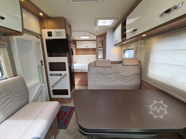 Teilintegriertes Wohnmobil BÜRSTNER Delfin T 660 *Luftfahrwerk*Solar*SAT+TV*