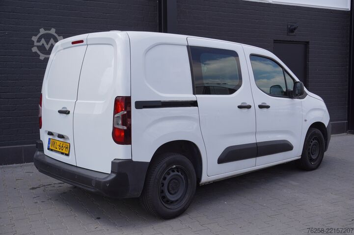 Hochdachkombi Peugeot Partner 1.2 PureTech 110PK Benzine! EURO 6 - Ai...