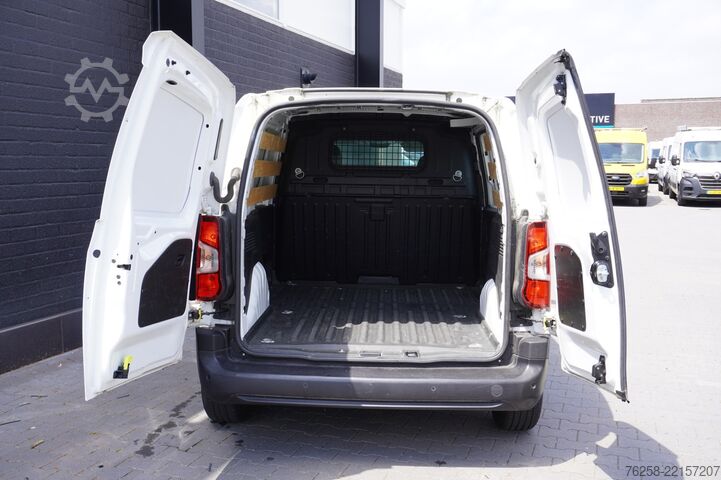 Hochdachkombi Peugeot Partner 1.2 PureTech 110PK Benzine! EURO 6 - Ai...