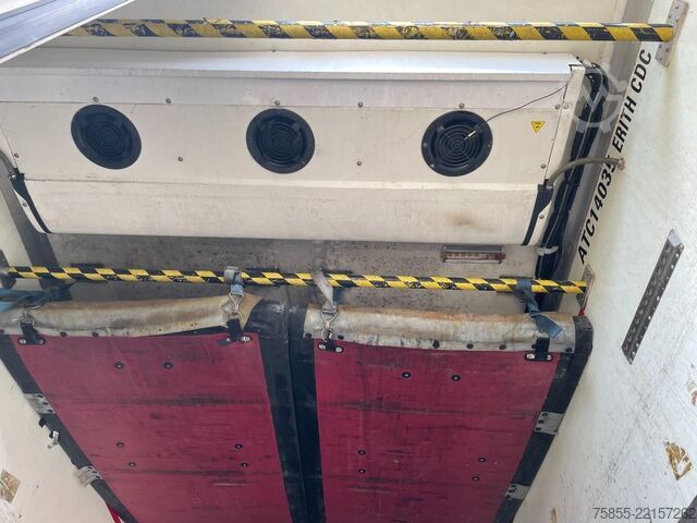 Refrigerated/freezer transport Montracon Fridge Carrier Vector 1950 MT / SAF Axles