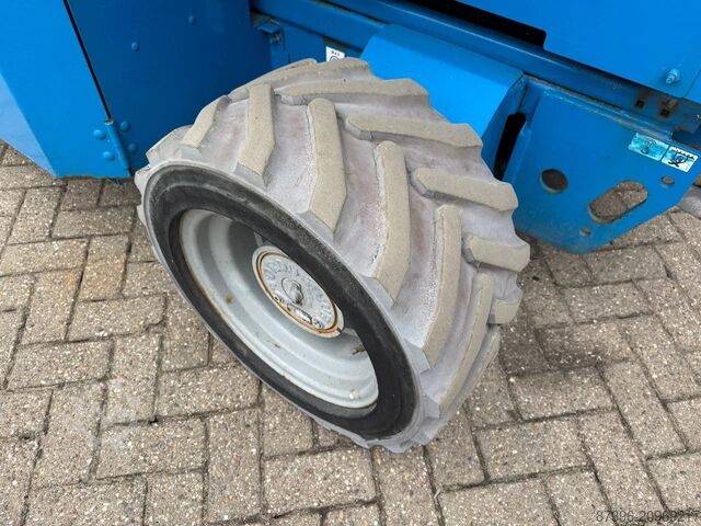 Scissor lift Genie GS2669DC Hoogwerker Schaarhoogwerker