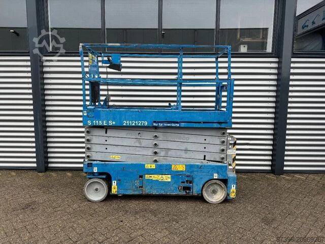 Scissor lift Genie GS3232 Hoogwerker Schaarhoogwerker
