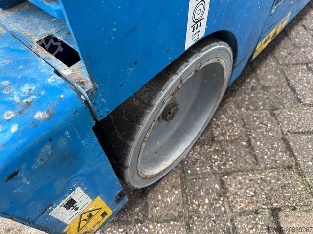 Scissor lift Genie GS3232 Hoogwerker Schaarhoogwerker