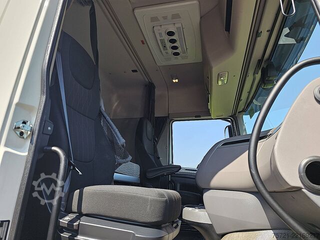 Standard-SZM DAF XF 530