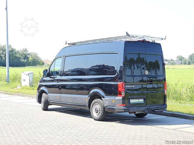 High-roof van VOLKSWAGEN CRAFTER 35 2.0 L3H3 LED Automaat !