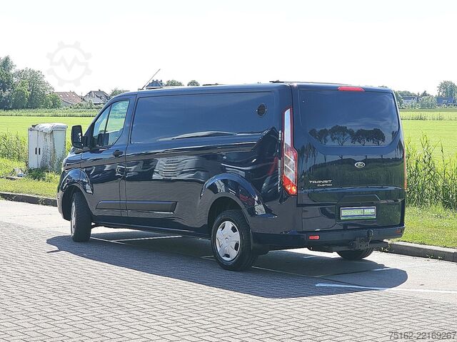 High-roof van FORD TRANSIT CUSTOM L2H1 Navi Trekhaak!