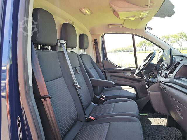 High-roof van FORD TRANSIT CUSTOM L2H1 Navi Trekhaak!
