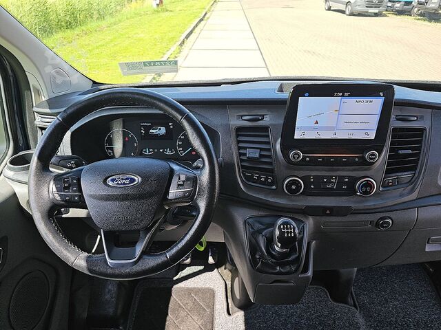 High-roof van FORD TRANSIT CUSTOM L2H1 Navi Trekhaak!