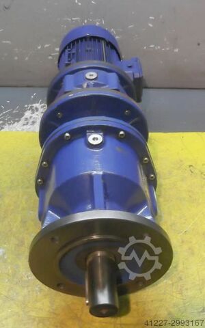 Gear motor 0.55 kW 4 rpm Motovario TRRCF/10
