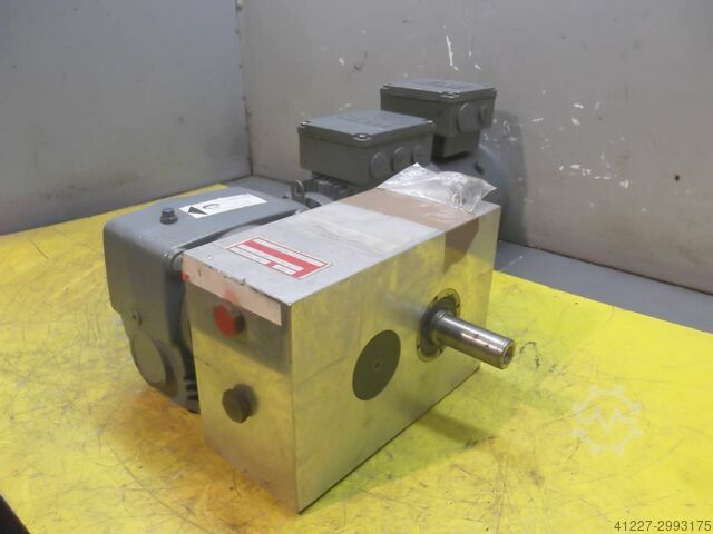 Gear motor 0.37 kW 62 rpm SEW-EURODRIVE S42DT7D-4