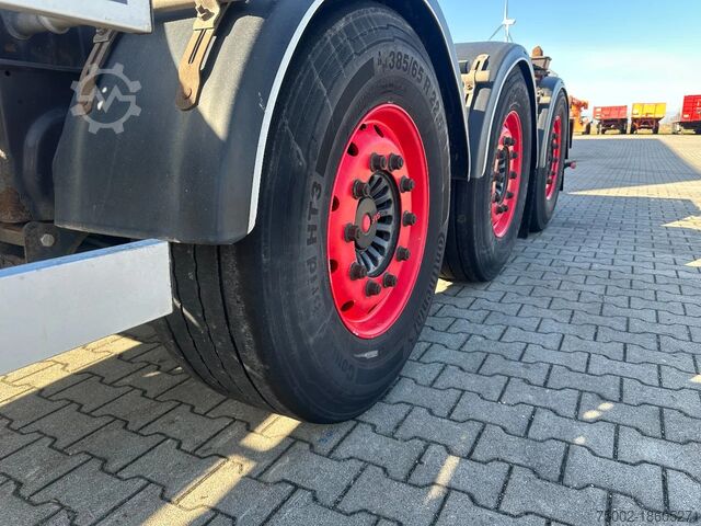 Container transportation Burg 20FT ADR (EX/II, EX/III, FL, AT), Leergewicht :...