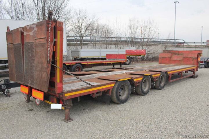 Lowbed semitrailer for transportation of construction machinery de angelis carrellone ribassato rampe 12.50m usato