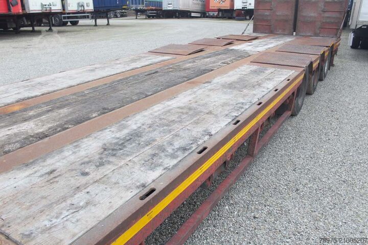 Lowbed semitrailer for transportation of construction machinery de angelis carrellone ribassato rampe 12.50m usato