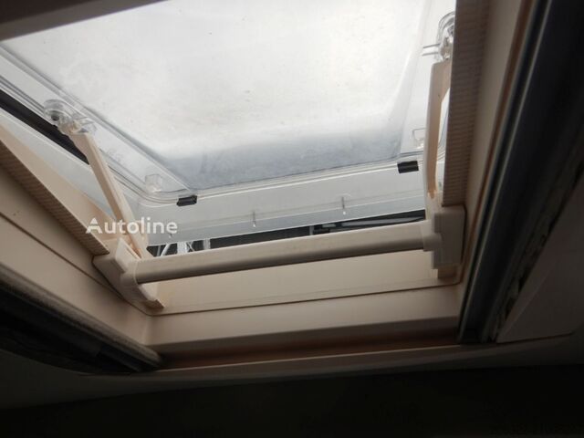 Caravan/camper Fiat Weinsberg Carabus 600 K 4 posti letto | Completamente attrezzato