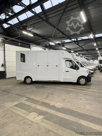 Renault Master Theault Proteo Switch also available for rent! Renault Master Theault Proteo Switch ook te huur!