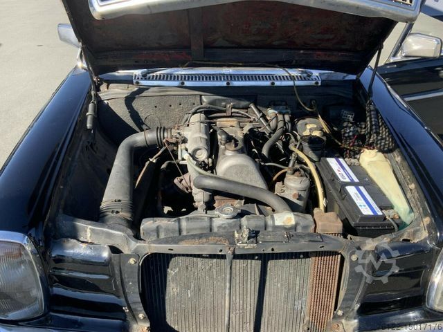 Van MERCEDES-BENZ 200 D Strich 8 / W 115 / Oldtimer