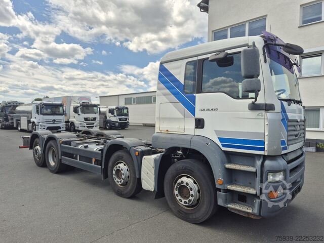 Truck chassis MAN TGA 35.430