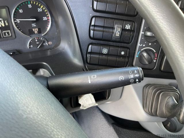 LKW mit Pritsche (offen) MERCEDES-BENZ Actros 2546 L 6x2 Pritsche Heckkran Hiab 288 6x