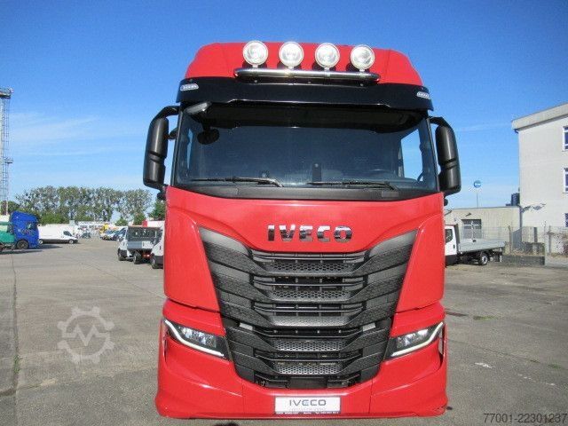 Standard SZM IVECO AS440S48T/P / Retarder / Silo-Kompressor