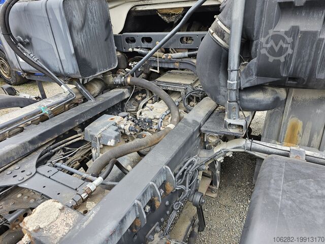 Abrollkipper Mercedes-Benz Actros LK 3244 MP3 8x4 Lenkachse