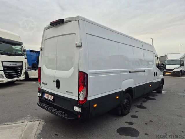 Van Iveco DAILY 35 S 16