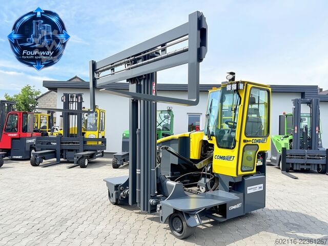 Vierwegestapler Combilift C4000ET TRIPLEX 6350 WIDE FORK POSITIONE