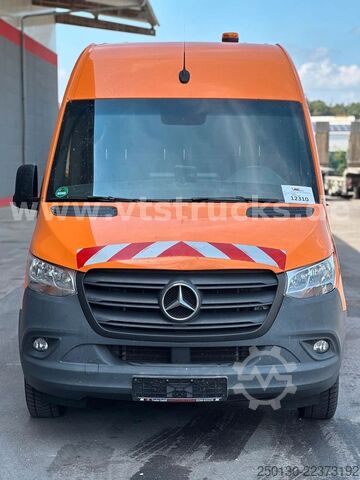 Kastenwagen MERCEDES-BENZ Sprinter 317 CDI III Kasten RWD *Unfallschaden*