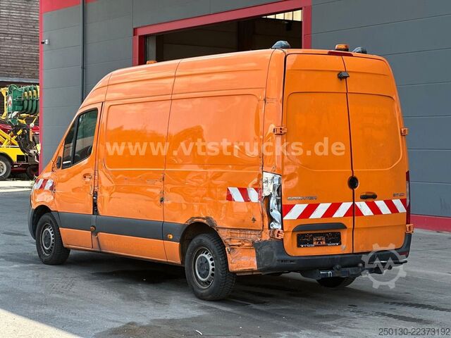Kastenwagen MERCEDES-BENZ Sprinter 317 CDI III Kasten RWD *Unfallschaden*