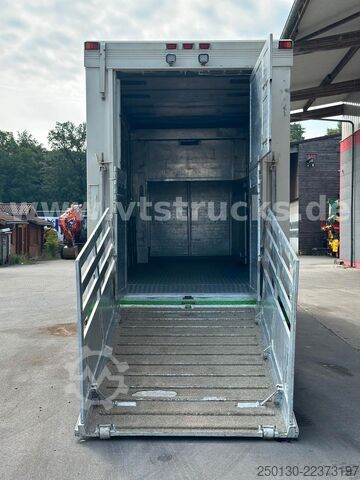 Pferdeanhänger MENKE-JANZEN 2.Stock Viehanhänger, Hubdach, Liftachse